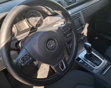 Белый Фольксваген Пассат, объемом двигателя 0 л и пробегом 169 тыс. км за 10800 $, фото 6 на Automoto.ua