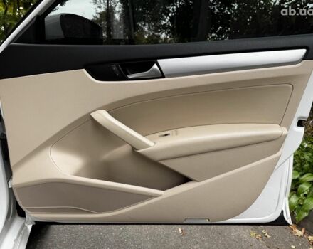 Белый Фольксваген Пассат, объемом двигателя 2.5 л и пробегом 225 тыс. км за 10590 $, фото 25 на Automoto.ua