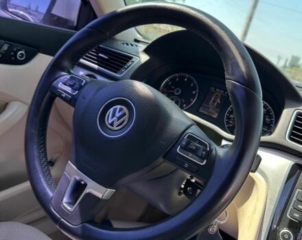 Белый Фольксваген Пассат, объемом двигателя 2.5 л и пробегом 247 тыс. км за 8900 $, фото 11 на Automoto.ua