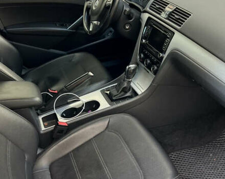 Белый Фольксваген Пассат, объемом двигателя 2.5 л и пробегом 201 тыс. км за 10300 $, фото 7 на Automoto.ua