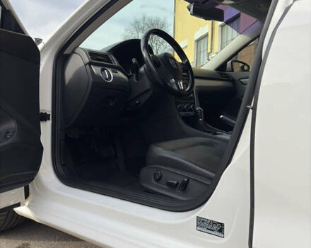 Білий Фольксваген Пассат, об'ємом двигуна 2.48 л та пробігом 237 тис. км за 9500 $, фото 18 на Automoto.ua