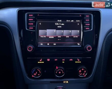 Белый Фольксваген Пассат, объемом двигателя 2.5 л и пробегом 231 тыс. км за 11700 $, фото 10 на Automoto.ua