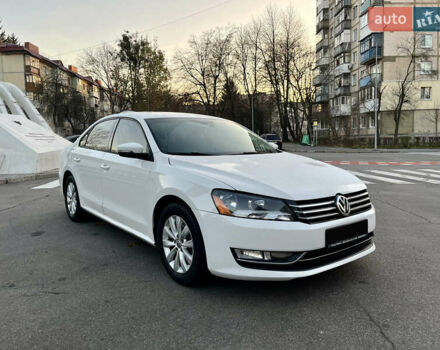 Білий Фольксваген Пассат, об'ємом двигуна 2.5 л та пробігом 322 тис. км за 9999 $, фото 6 на Automoto.ua