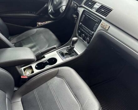 Белый Фольксваген Пассат, объемом двигателя 2.5 л и пробегом 270 тыс. км за 8799 $, фото 17 на Automoto.ua