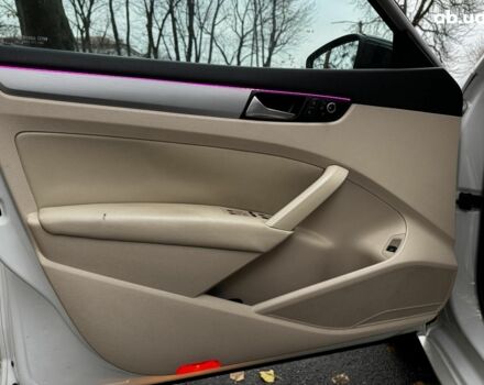 Белый Фольксваген Пассат, объемом двигателя 2.5 л и пробегом 190 тыс. км за 10790 $, фото 9 на Automoto.ua