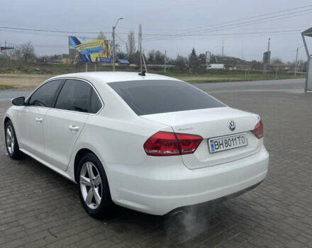Белый Фольксваген Пассат, объемом двигателя 2.5 л и пробегом 290 тыс. км за 10000 $, фото 2 на Automoto.ua