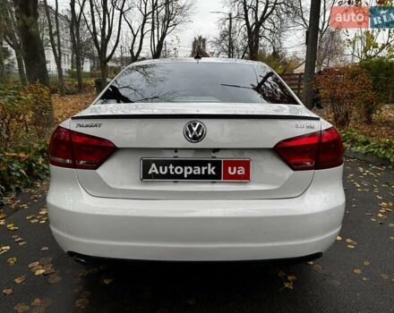 Білий Фольксваген Пассат, об'ємом двигуна 2.5 л та пробігом 190 тис. км за 10790 $, фото 6 на Automoto.ua