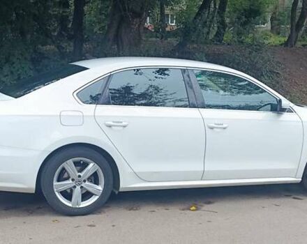 Білий Фольксваген Пассат, об'ємом двигуна 2.5 л та пробігом 223 тис. км за 10400 $, фото 12 на Automoto.ua