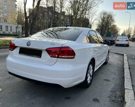 Білий Фольксваген Пассат, об'ємом двигуна 2.5 л та пробігом 322 тис. км за 9999 $, фото 9 на Automoto.ua