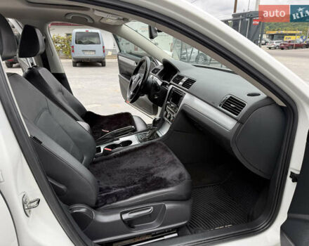 Белый Фольксваген Пассат, объемом двигателя 1.97 л и пробегом 258 тыс. км за 9750 $, фото 35 на Automoto.ua