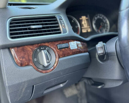 Белый Фольксваген Пассат, объемом двигателя 2 л и пробегом 178 тыс. км за 13000 $, фото 40 на Automoto.ua