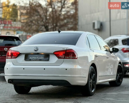 Белый Фольксваген Пассат, объемом двигателя 2.48 л и пробегом 125 тыс. км за 9900 $, фото 27 на Automoto.ua