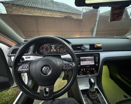 Белый Фольксваген Пассат, объемом двигателя 2.5 л и пробегом 201 тыс. км за 10400 $, фото 16 на Automoto.ua