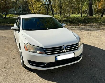 Білий Фольксваген Пассат, об'ємом двигуна 2.5 л та пробігом 209 тис. км за 9300 $, фото 1 на Automoto.ua