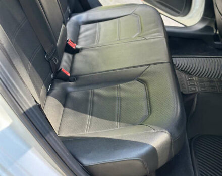 Белый Фольксваген Пассат, объемом двигателя 2.5 л и пробегом 264 тыс. км за 10950 $, фото 23 на Automoto.ua