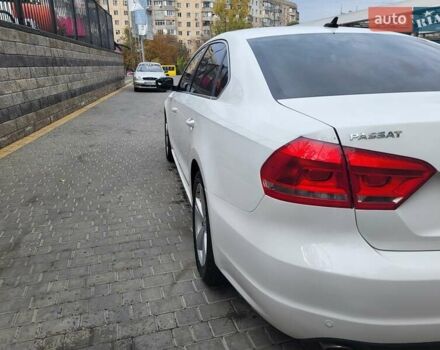 Белый Фольксваген Пассат, объемом двигателя 2.48 л и пробегом 173 тыс. км за 12300 $, фото 7 на Automoto.ua