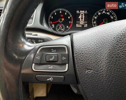 Белый Фольксваген Пассат, объемом двигателя 2.5 л и пробегом 225 тыс. км за 10590 $, фото 13 на Automoto.ua