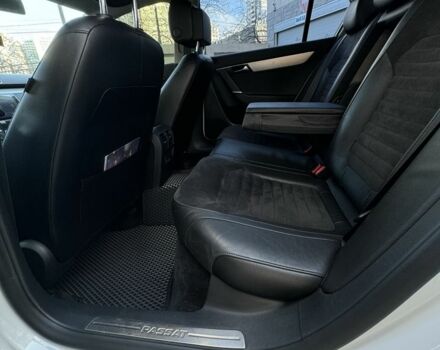 Белый Фольксваген Пассат, объемом двигателя 1.8 л и пробегом 169 тыс. км за 13500 $, фото 13 на Automoto.ua