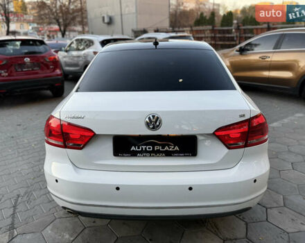 Белый Фольксваген Пассат, объемом двигателя 2.48 л и пробегом 125 тыс. км за 9900 $, фото 28 на Automoto.ua