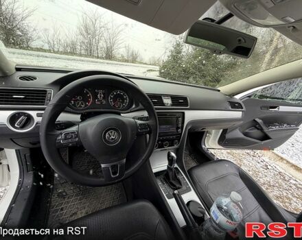 Белый Фольксваген Пассат, объемом двигателя 2.5 л и пробегом 350 тыс. км за 8500 $, фото 9 на Automoto.ua