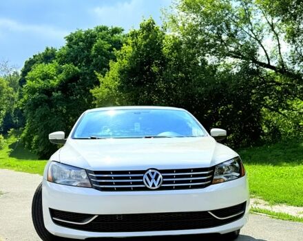 Білий Фольксваген Пассат, об'ємом двигуна 2 л та пробігом 196 тис. км за 10700 $, фото 1 на Automoto.ua