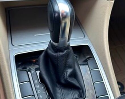 Белый Фольксваген Пассат, объемом двигателя 2 л и пробегом 196 тыс. км за 10300 $, фото 6 на Automoto.ua