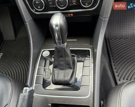 Белый Фольксваген Пассат, объемом двигателя 1.97 л и пробегом 243 тыс. км за 12700 $, фото 27 на Automoto.ua