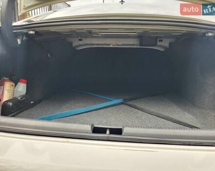 Белый Фольксваген Пассат, объемом двигателя 2.48 л и пробегом 173 тыс. км за 12300 $, фото 4 на Automoto.ua