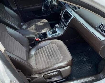 Белый Фольксваген Пассат, объемом двигателя 1.8 л и пробегом 240 тыс. км за 9800 $, фото 4 на Automoto.ua