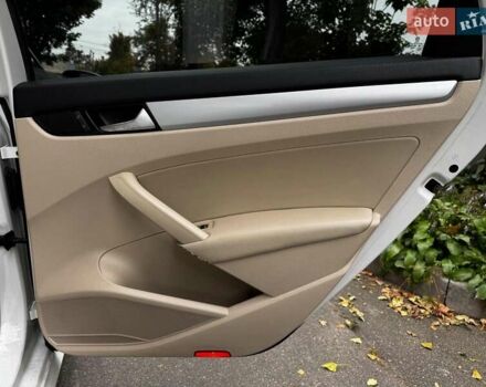 Белый Фольксваген Пассат, объемом двигателя 2.5 л и пробегом 225 тыс. км за 10590 $, фото 23 на Automoto.ua