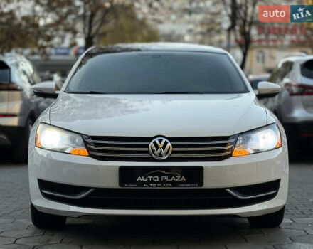 Белый Фольксваген Пассат, объемом двигателя 2.48 л и пробегом 125 тыс. км за 9900 $, фото 2 на Automoto.ua