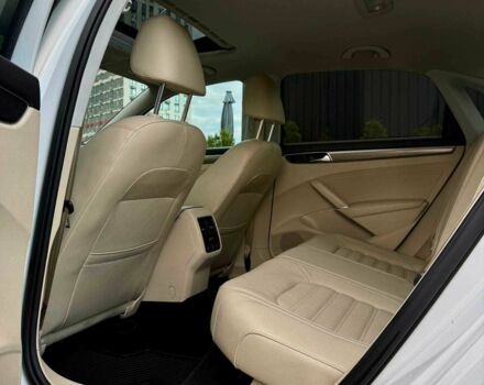 Фольксваген Пассат 2012 в Киеве на Automoto.ua Белый Фольксваген Пассат, объемом двигателя 3.6 л и пробегом 137 тыс. км за 10900 $, фото 16 на Automoto.ua