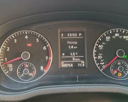 Белый Фольксваген Пассат, объемом двигателя 2.5 л и пробегом 309 тыс. км за 9500 $, фото 9 на Automoto.ua