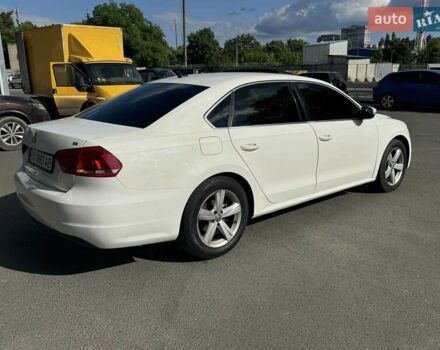 Белый Фольксваген Пассат, объемом двигателя 2.5 л и пробегом 270 тыс. км за 8799 $, фото 14 на Automoto.ua