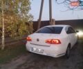 Фольксваген Пассат 2012 в Фастове на Automoto.ua Белый Фольксваген Пассат, объемом двигателя 1.97 л и пробегом 435 тыс. км за 9900 $, фото 10 на Automoto.ua