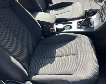 Белый Фольксваген Пассат, объемом двигателя 1.8 л и пробегом 143 тыс. км за 10500 $, фото 7 на Automoto.ua