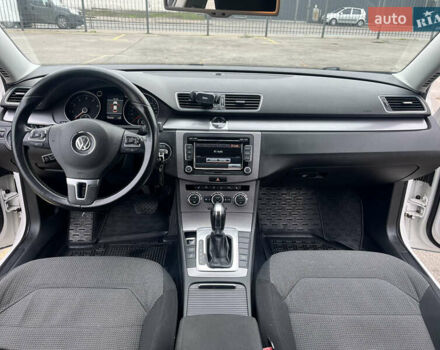 Білий Фольксваген Пассат, об'ємом двигуна 1.8 л та пробігом 146 тис. км за 11400 $, фото 5 на Automoto.ua