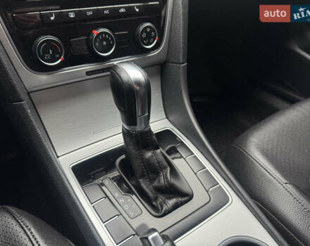 Белый Фольксваген Пассат, объемом двигателя 2.48 л и пробегом 234 тыс. км за 8950 $, фото 8 на Automoto.ua