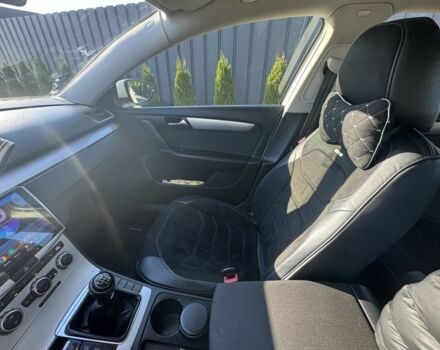 Фольксваген Пассат 2012 в Александрие на Automoto.ua Белый Фольксваген Пассат, объемом двигателя 2 л и пробегом 162 тыс. км за 14400 $, фото 5 на Automoto.ua