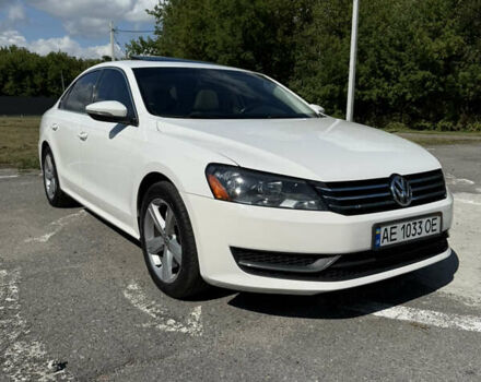 Білий Фольксваген Пассат, об'ємом двигуна 2.5 л та пробігом 209 тис. км за 10900 $, фото 1 на Automoto.ua