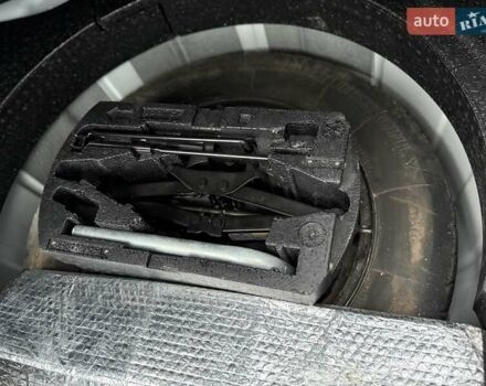 Білий Фольксваген Пассат, об'ємом двигуна 2.5 л та пробігом 239 тис. км за 9300 $, фото 28 на Automoto.ua