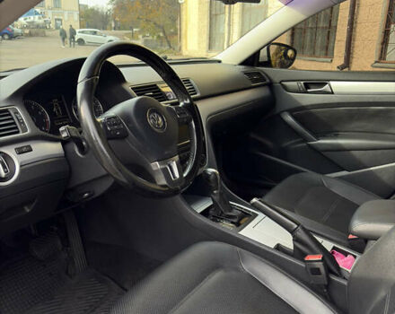 Білий Фольксваген Пассат, об'ємом двигуна 2.48 л та пробігом 237 тис. км за 9500 $, фото 19 на Automoto.ua