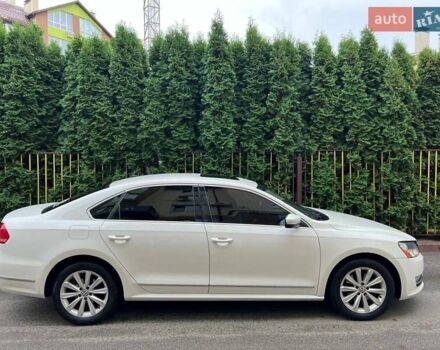 Білий Фольксваген Пассат, об'ємом двигуна 2.48 л та пробігом 217 тис. км за 9400 $, фото 19 на Automoto.ua