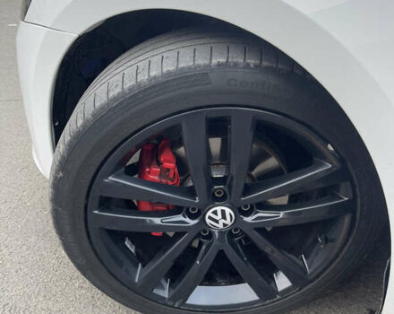 Белый Фольксваген Пассат, объемом двигателя 3.6 л и пробегом 205 тыс. км за 11800 $, фото 10 на Automoto.ua