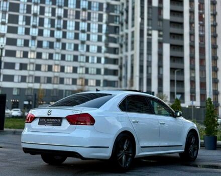 Фольксваген Пассат 2012 в Киеве на Automoto.ua Белый Фольксваген Пассат, объемом двигателя 3.6 л и пробегом 137 тыс. км за 10900 $, фото 3 на Automoto.ua
