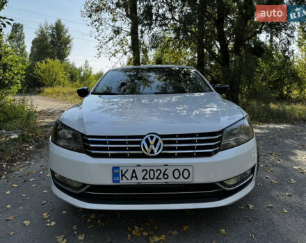 Белый Фольксваген Пассат, объемом двигателя 2.5 л и пробегом 188 тыс. км за 10990 $, фото 2 на Automoto.ua
