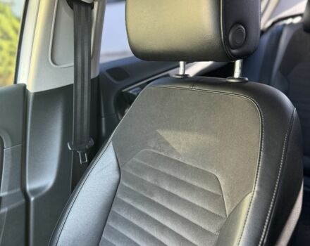 Белый Фольксваген Пассат, объемом двигателя 1.8 л и пробегом 169 тыс. км за 13500 $, фото 19 на Automoto.ua