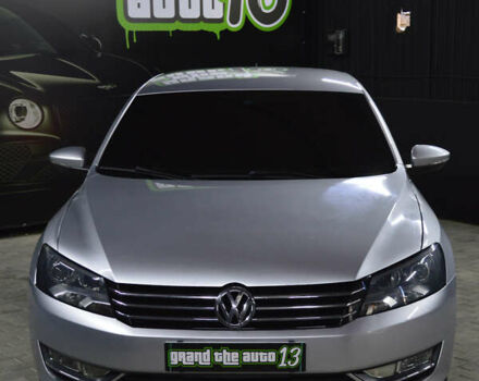 Белый Фольксваген Пассат, объемом двигателя 2.5 л и пробегом 195 тыс. км за 10800 $, фото 3 на Automoto.ua