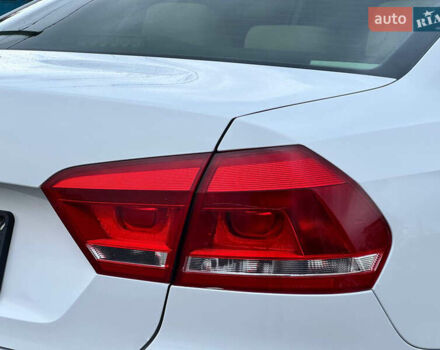 Белый Фольксваген Пассат, объемом двигателя 2.48 л и пробегом 272 тыс. км за 9850 $, фото 11 на Automoto.ua