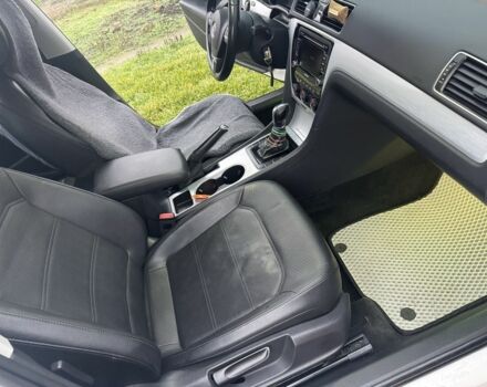 Белый Фольксваген Пассат, объемом двигателя 2.5 л и пробегом 201 тыс. км за 10400 $, фото 11 на Automoto.ua